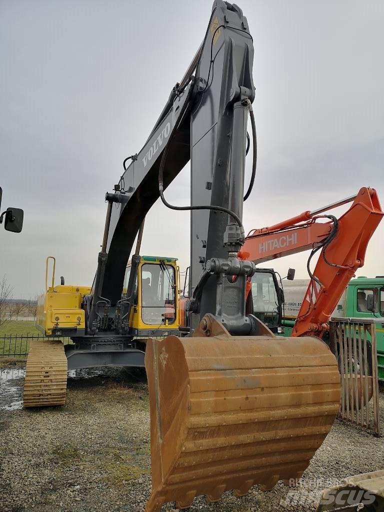 Volvo EC 290 B LC Rupsgraafmachines