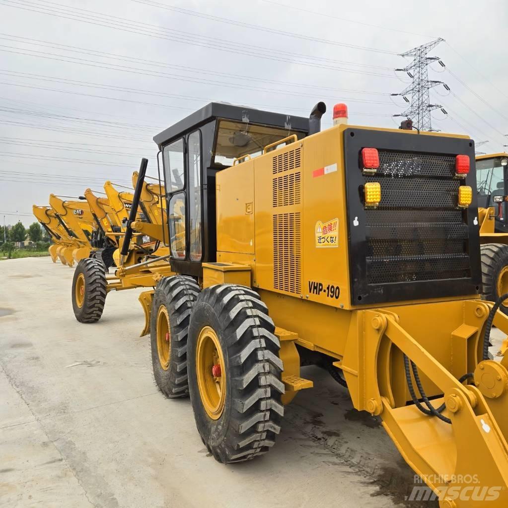 CAT 140H Graders