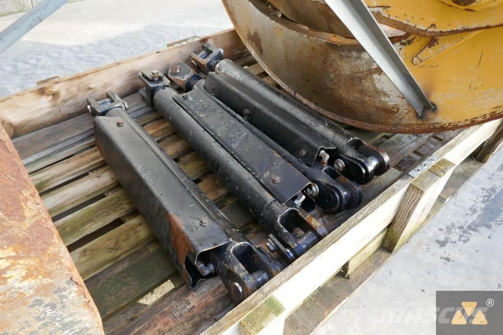 CAT 525D Grapple Transport - Anderen