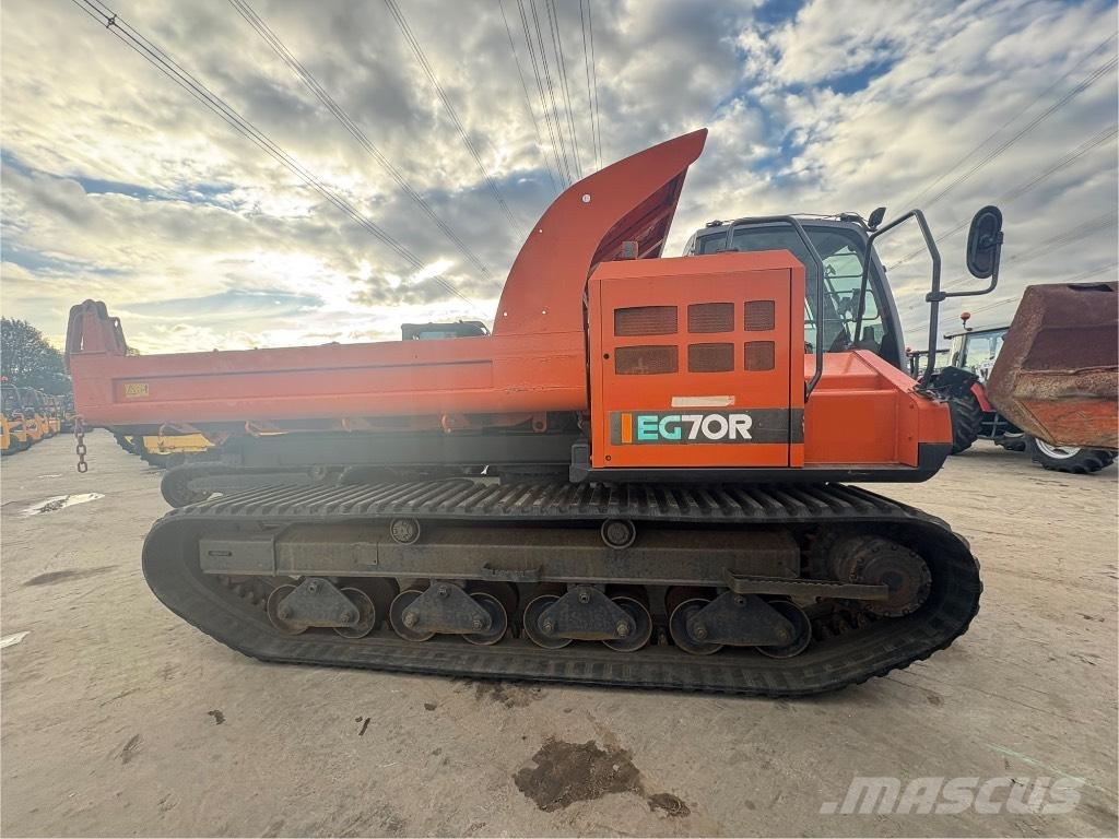 Hitachi EG 70 R Rupsdumpers