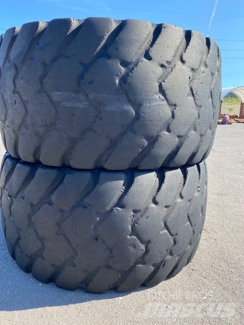 Michelin 705/70 R25 Banden, wielen en velgen