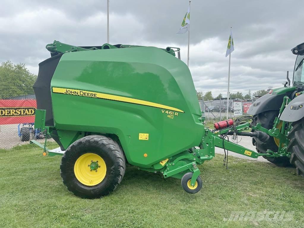 John Deere V461R Ronde-balenpersen