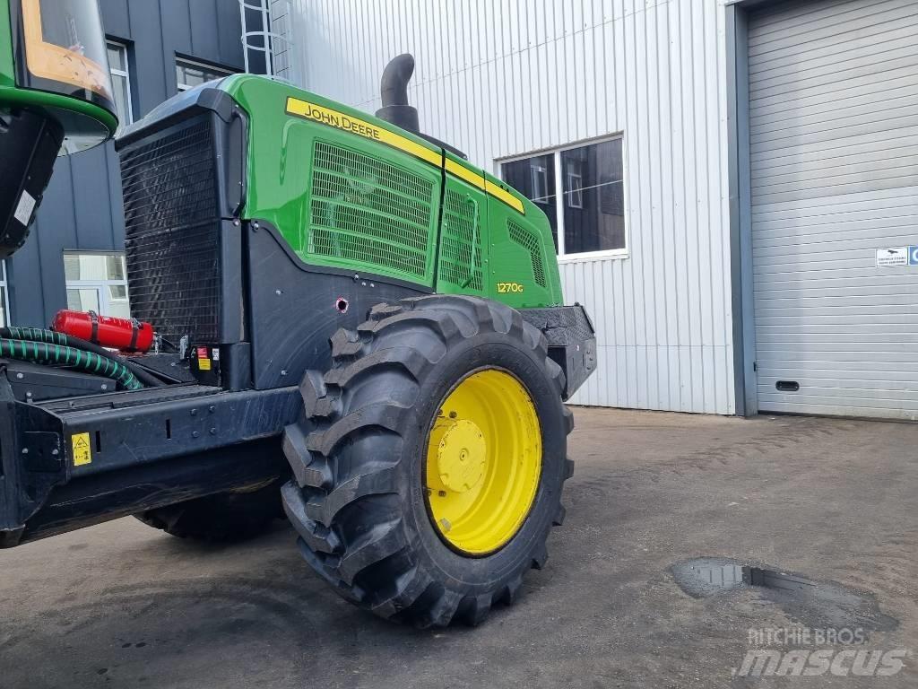 John Deere 1270 G Harvesters