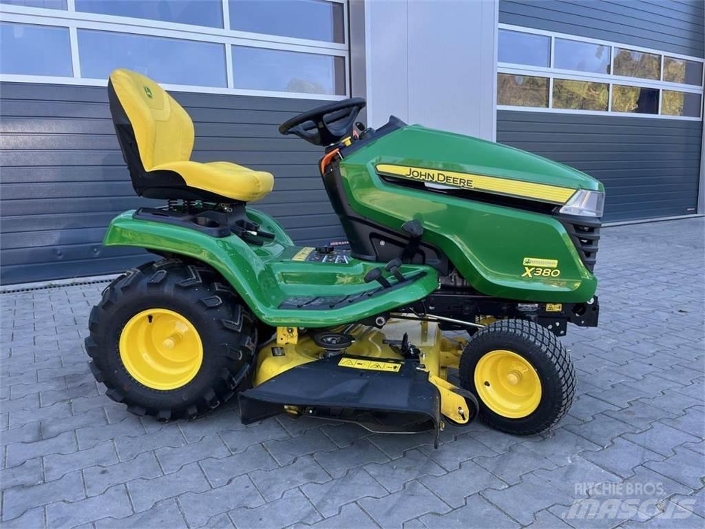 John Deere X380 Greensmaaier