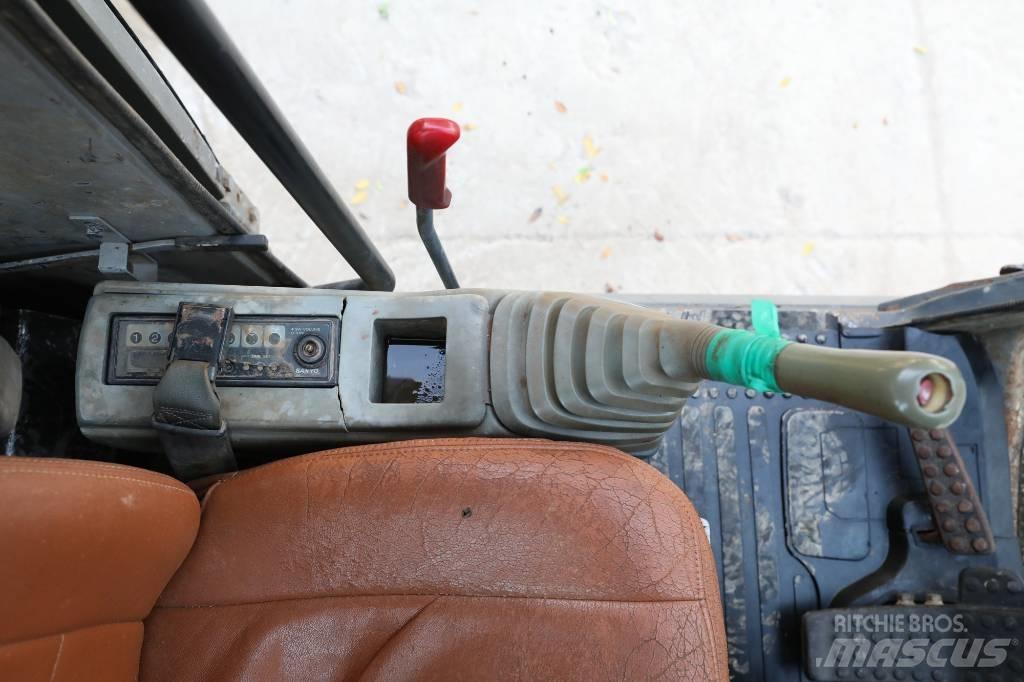 Hitachi EX 120-5 Rupsgraafmachines