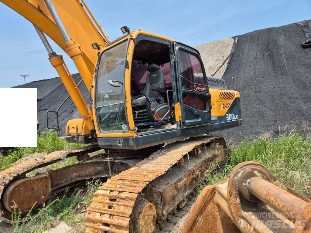 Hyundai Robex 300 LC Rupsgraafmachines