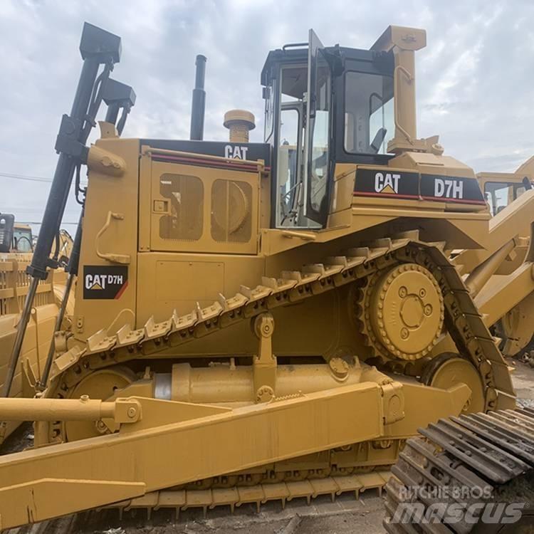 CAT D7H Rupsdozers