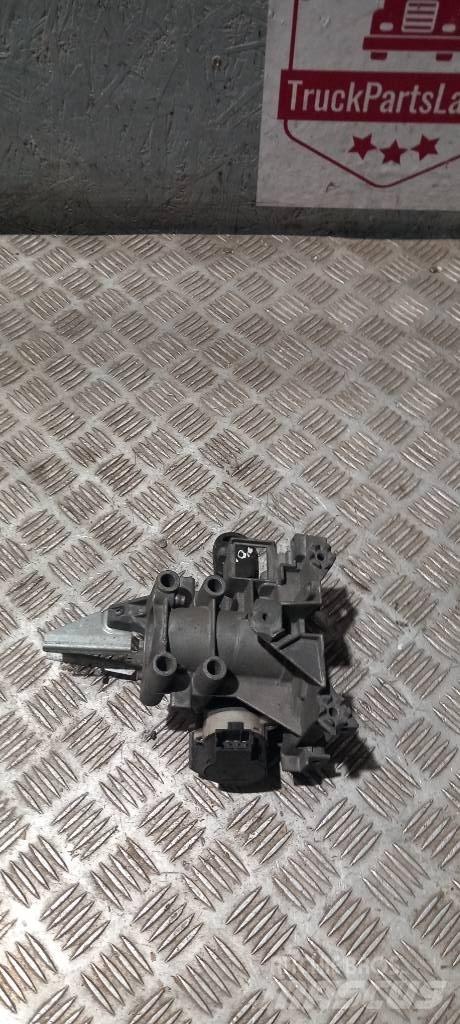 MAN TGA   81255016035 Cabine en interieur