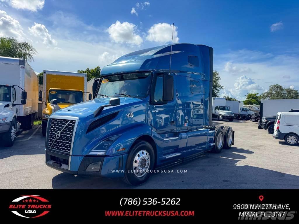 Volvo Commercial VNL Trekkers