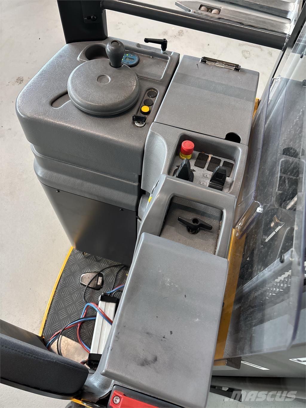 Atlet A160 Zelfrijdende stapelaars