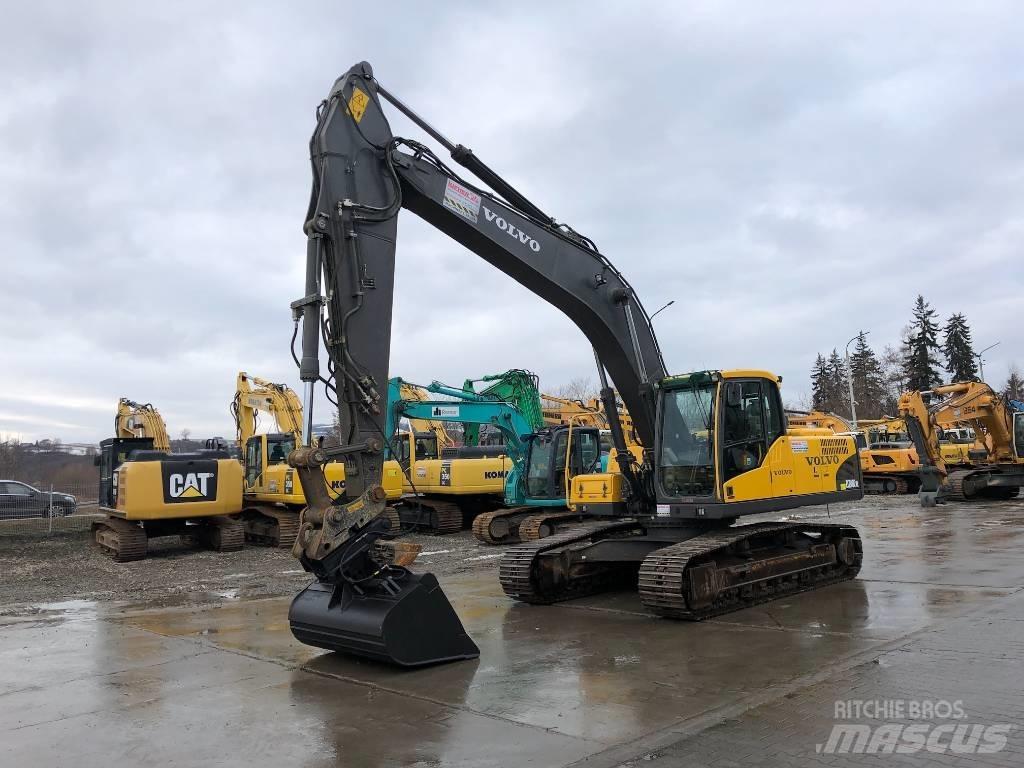 Volvo EC 240 C N L Rupsgraafmachines
