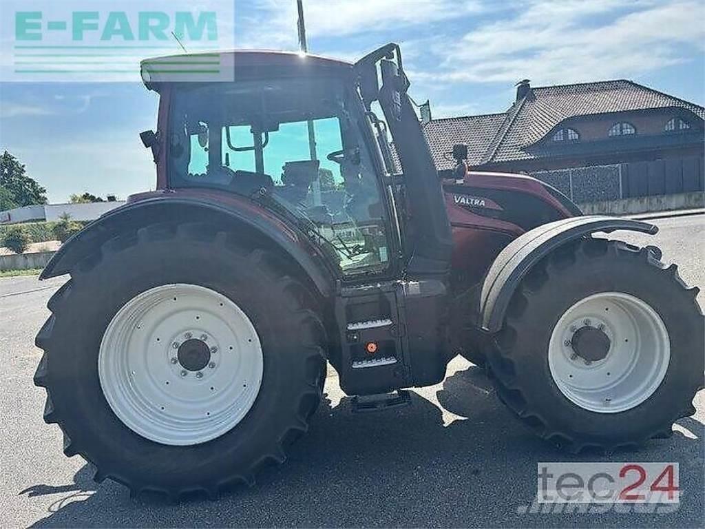 Valtra n 155 ed Tractoren