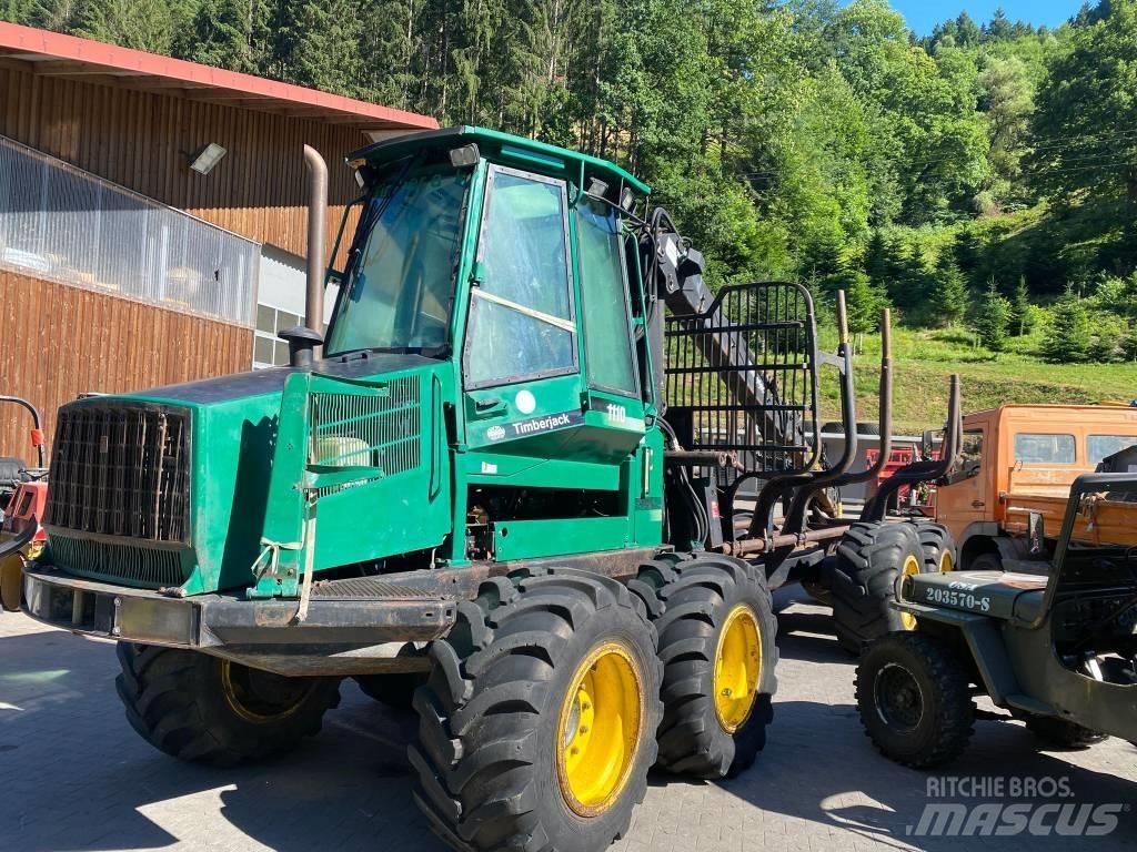 John Deere 1110 Uitrijwagens