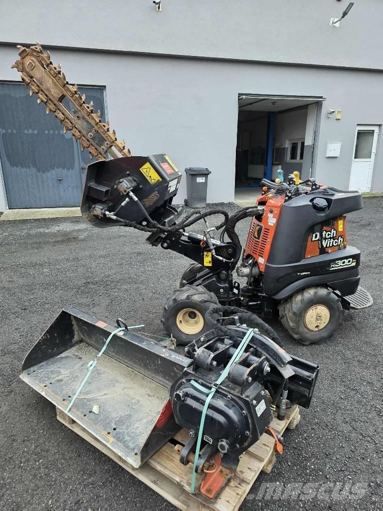 Ditch Witch R300 Sleuvengravers