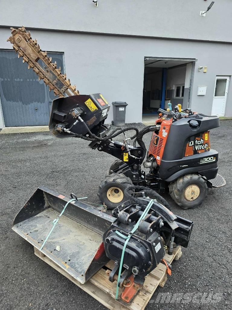 Ditch Witch R300 Sleuvengravers