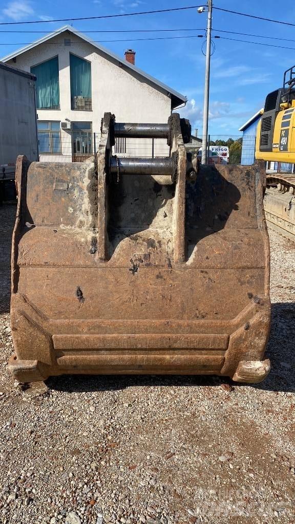 Komatsu 490 LCD-11 Rupsgraafmachines
