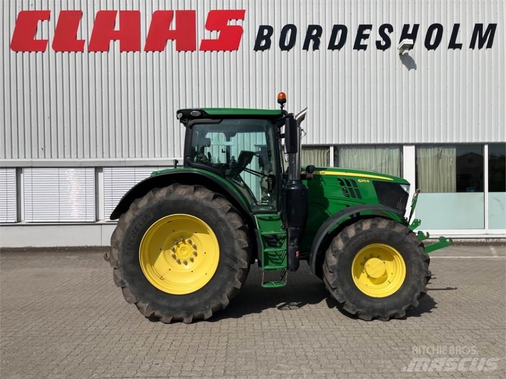 John Deere 6215 R Tractoren