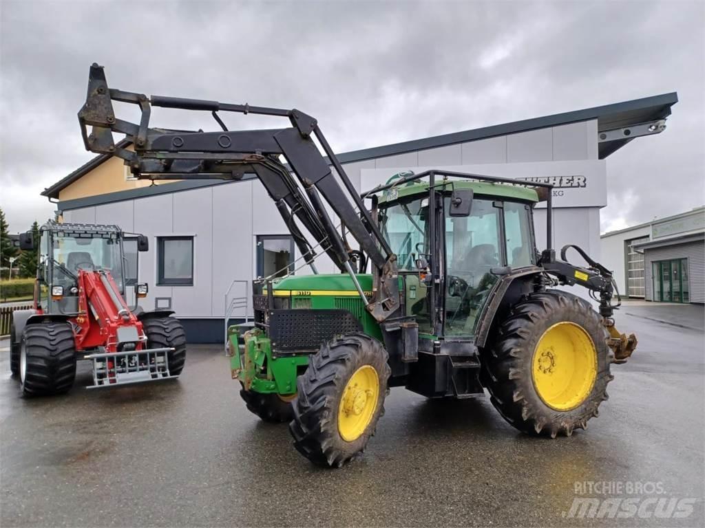 John Deere 6110SE Tractoren
