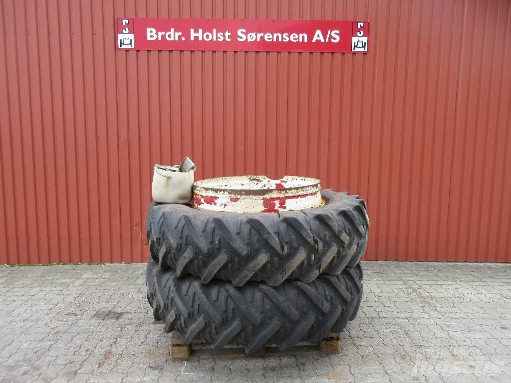 Schaad 16.9-38 Banden, wielen en velgen