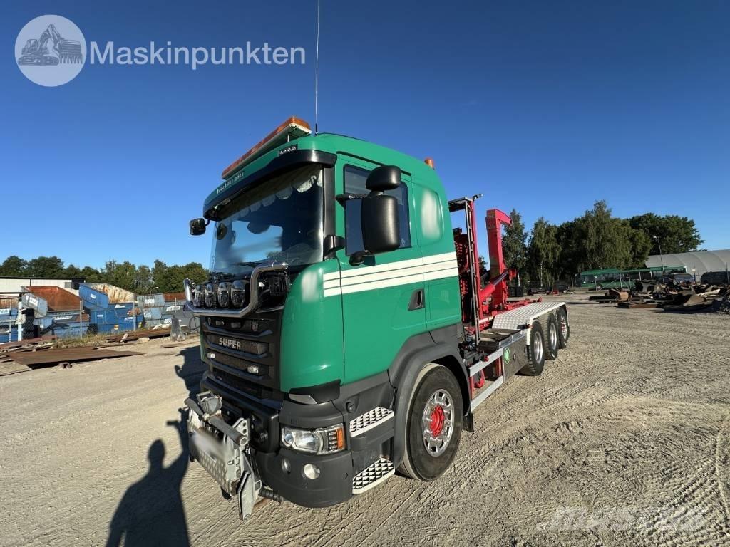 Scania R 580 LB Vrachtwagen met containersysteem
