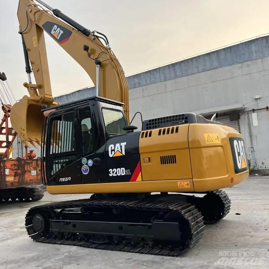 CAT 320D2 Midigraafmachines 7t - 12t