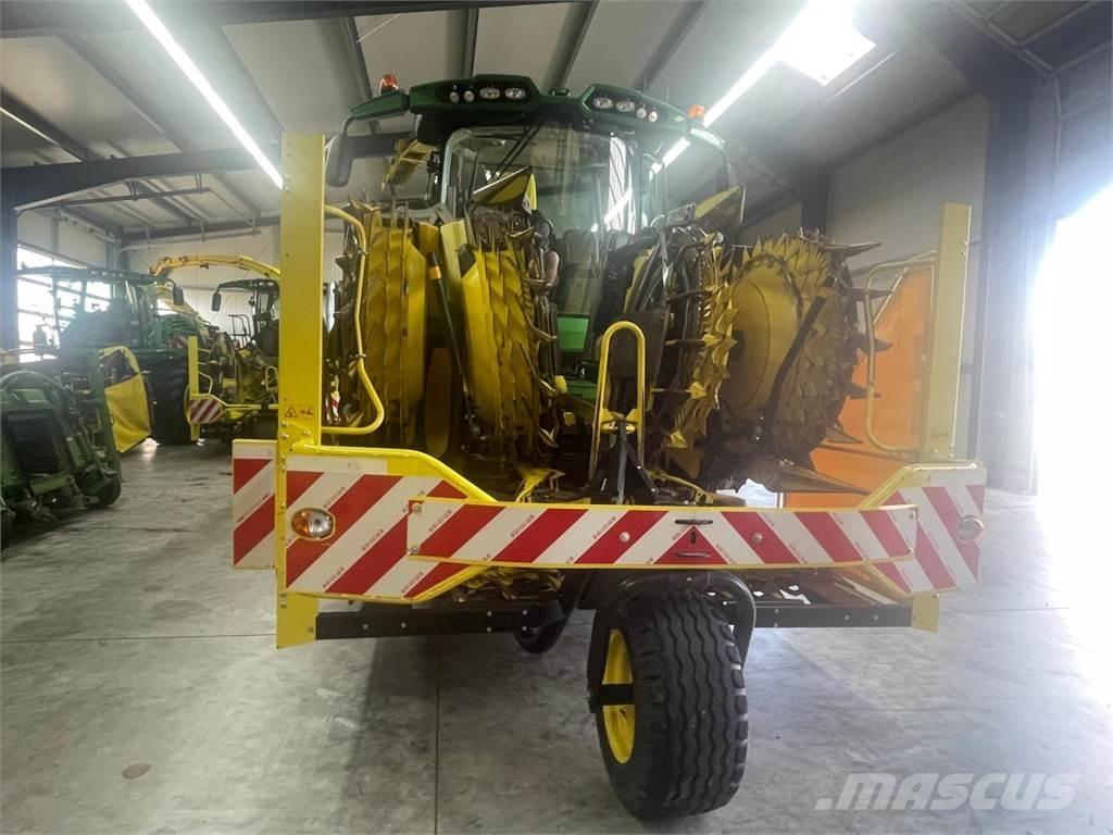 John Deere 9500 i Zelfrijdende veldhakselaars