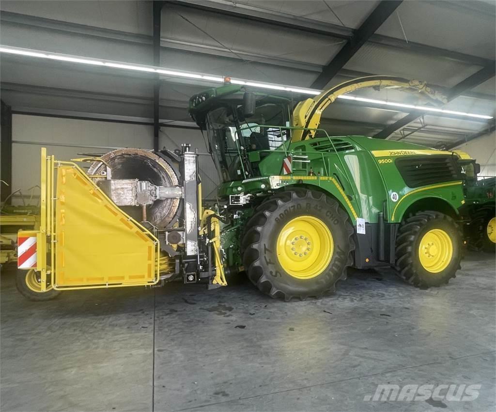 John Deere 9500 i Zelfrijdende veldhakselaars