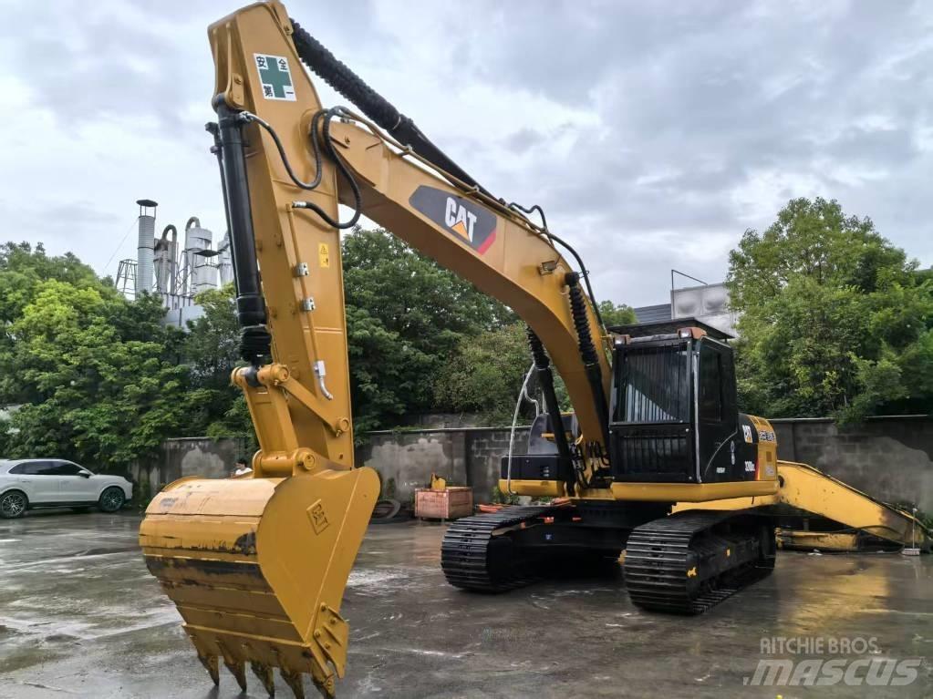 CAT 320D2 Midigraafmachines 7t - 12t