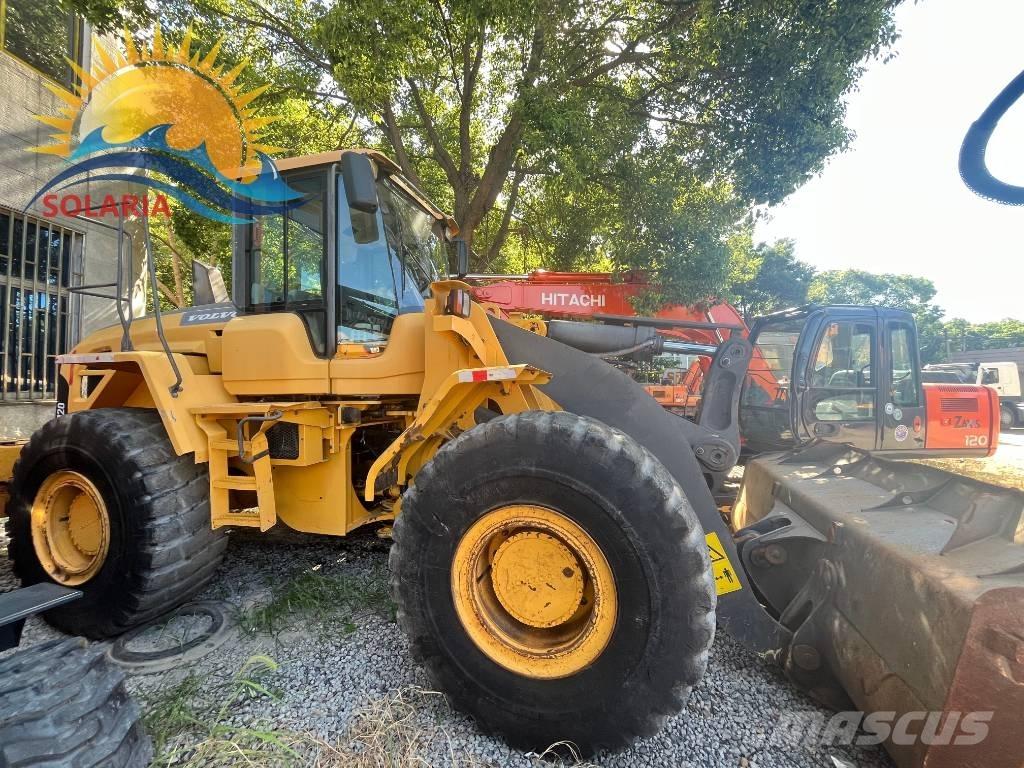 Volvo L 120 F Wielladers