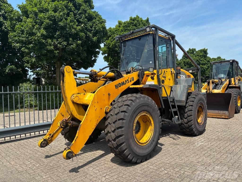 Komatsu WA 320-5 Wielladers