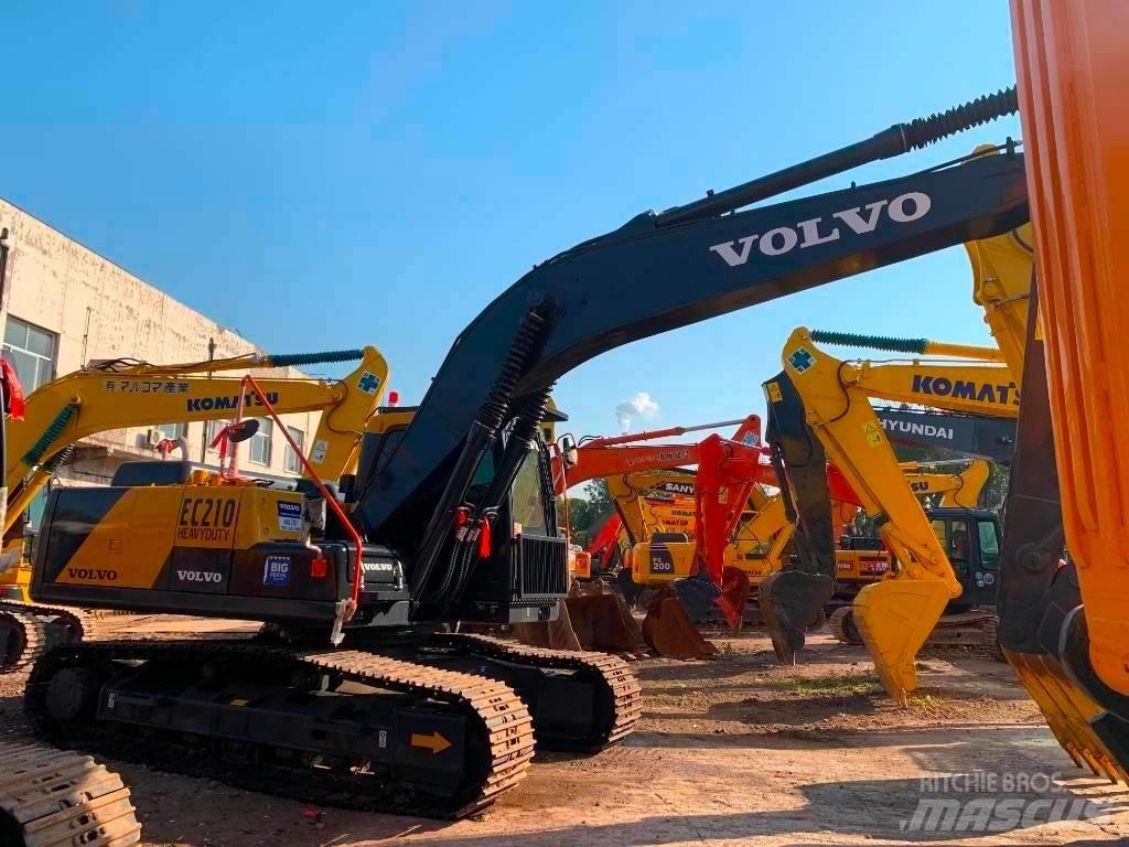 Volvo EC 210 Rupsgraafmachines
