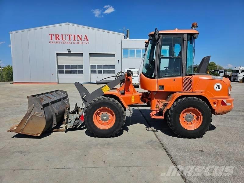 Volvo L 30 G Wielladers