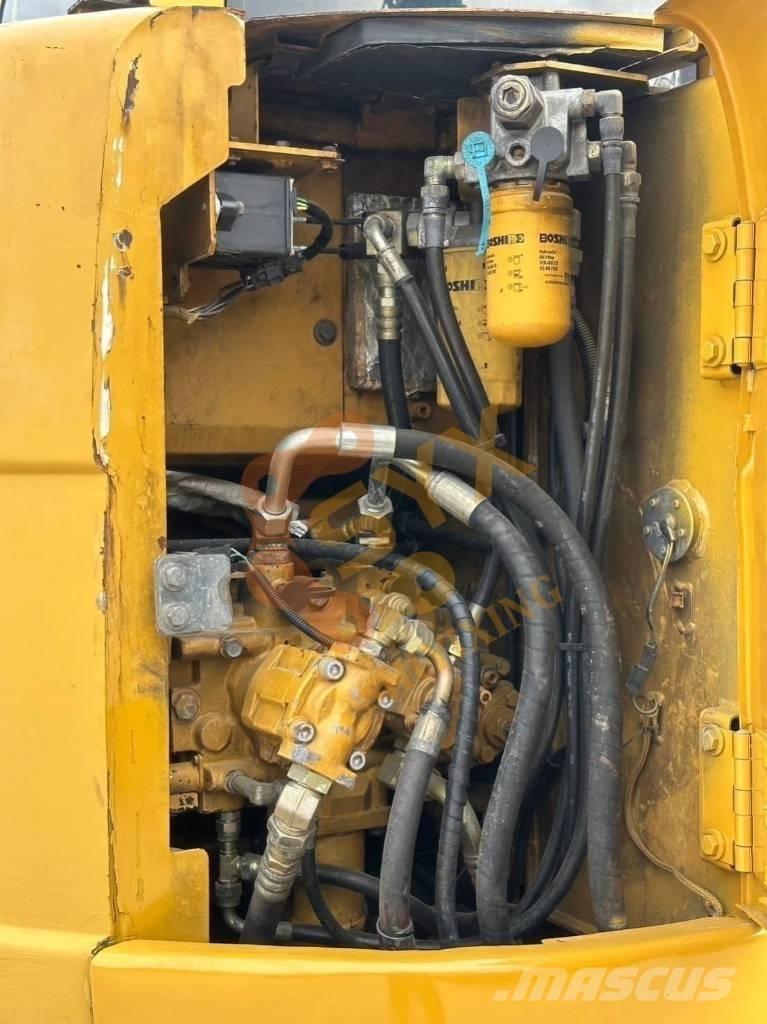 CAT 313 C Rupsgraafmachines