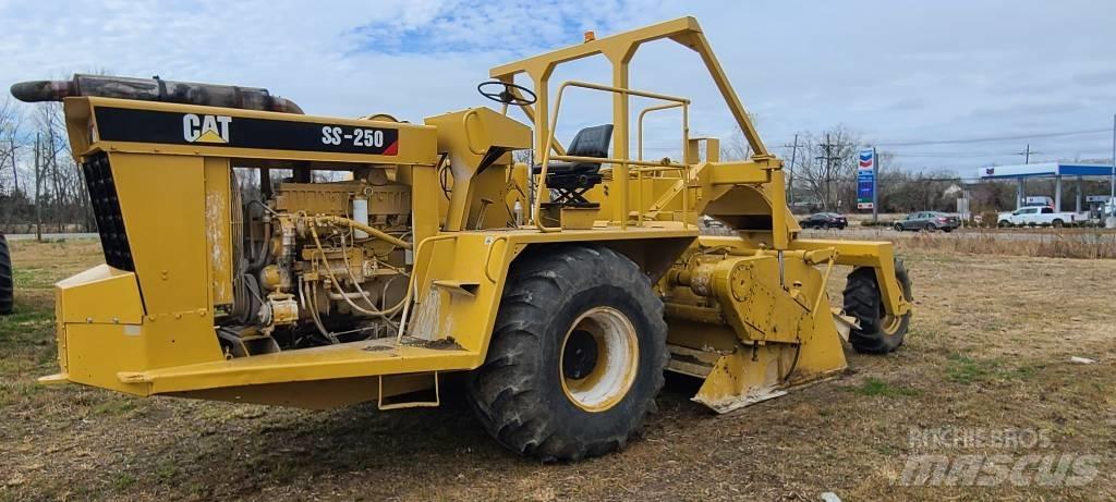 CAT SS 250 B Grondverdichtingsmachines