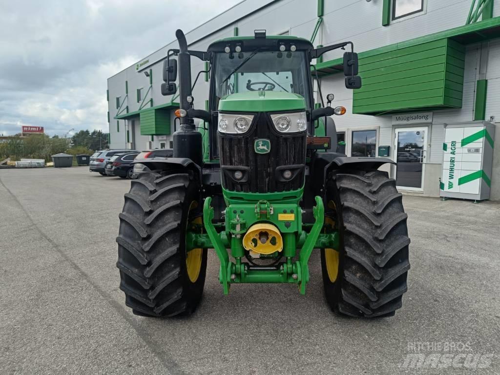John Deere 6195 M Tractoren