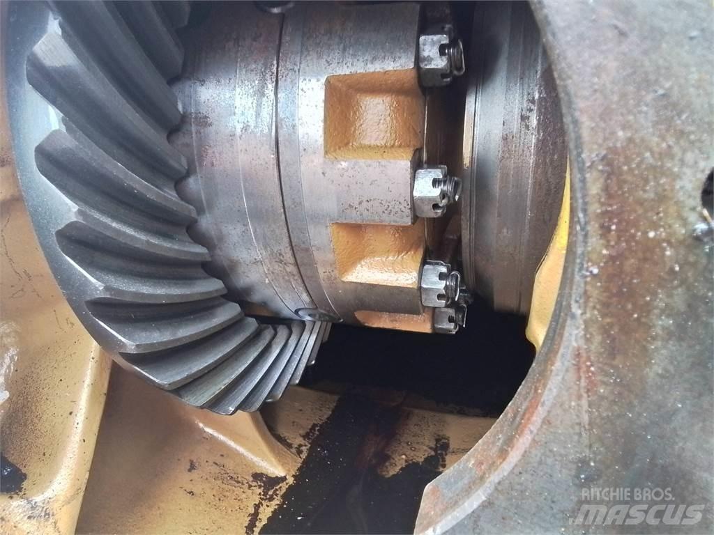 Volvo BM 868 Transmissie