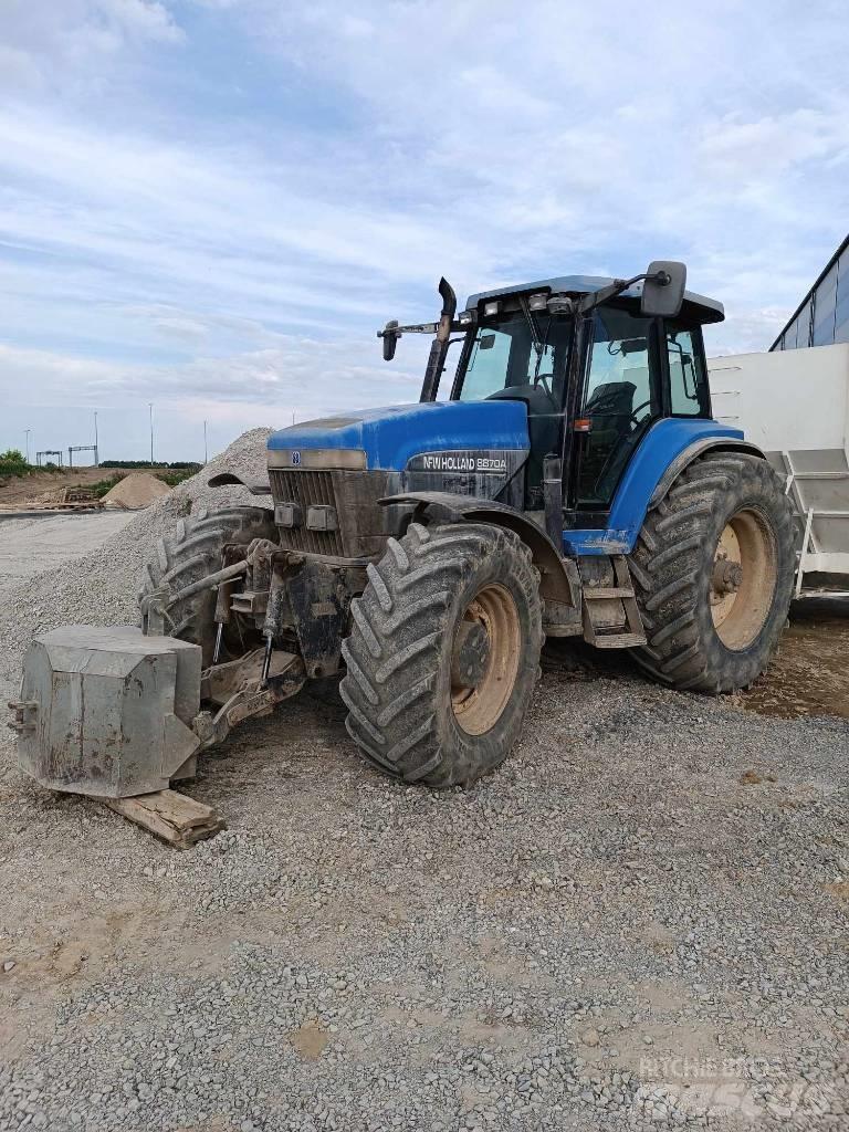 New Holland 8870 A Tractoren