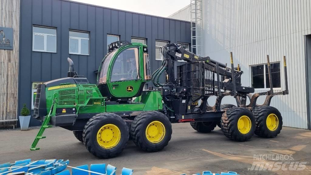 John Deere 1510 G Uitrijwagens
