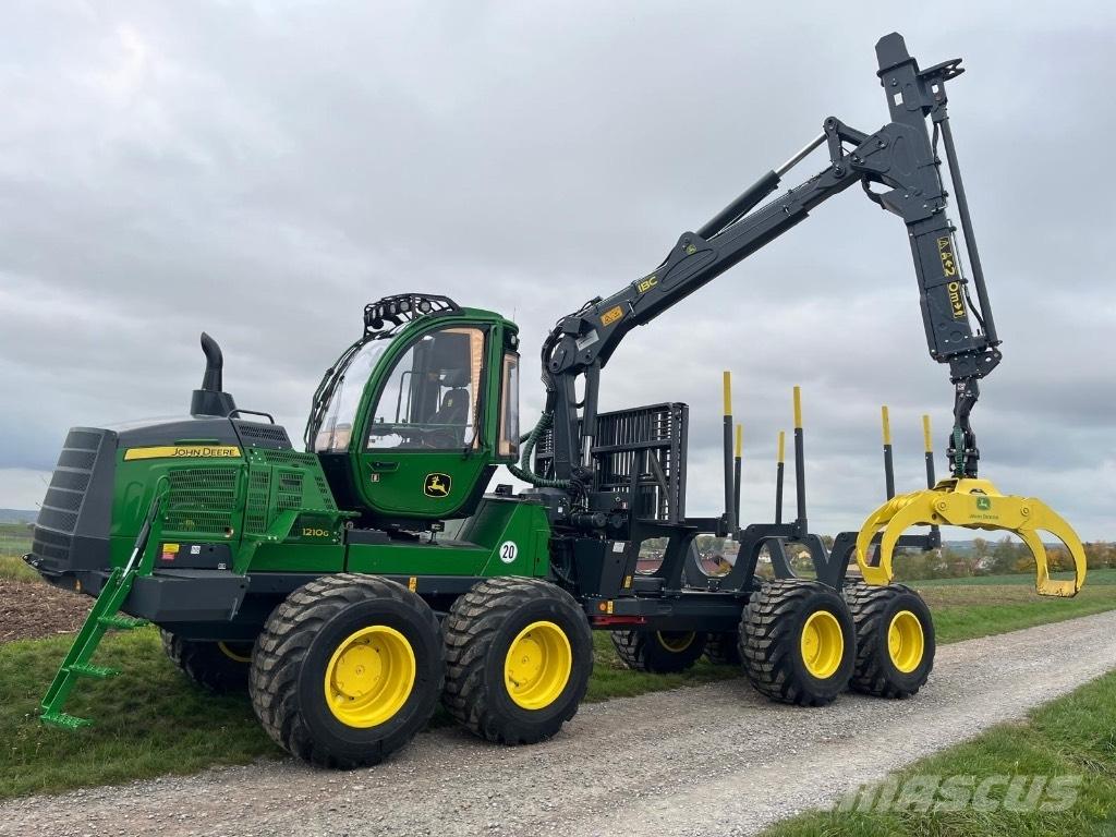 John Deere 1210G Uitrijwagens