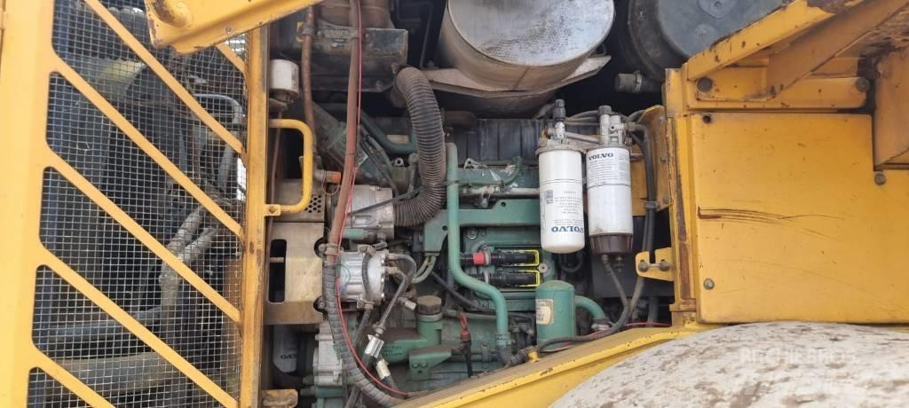 Volvo L 220 E Wielladers