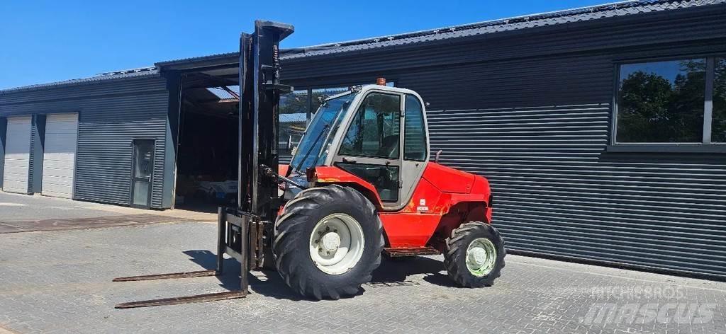 Manitou M30-4 Vorkheftruck voor zwaar terrein
