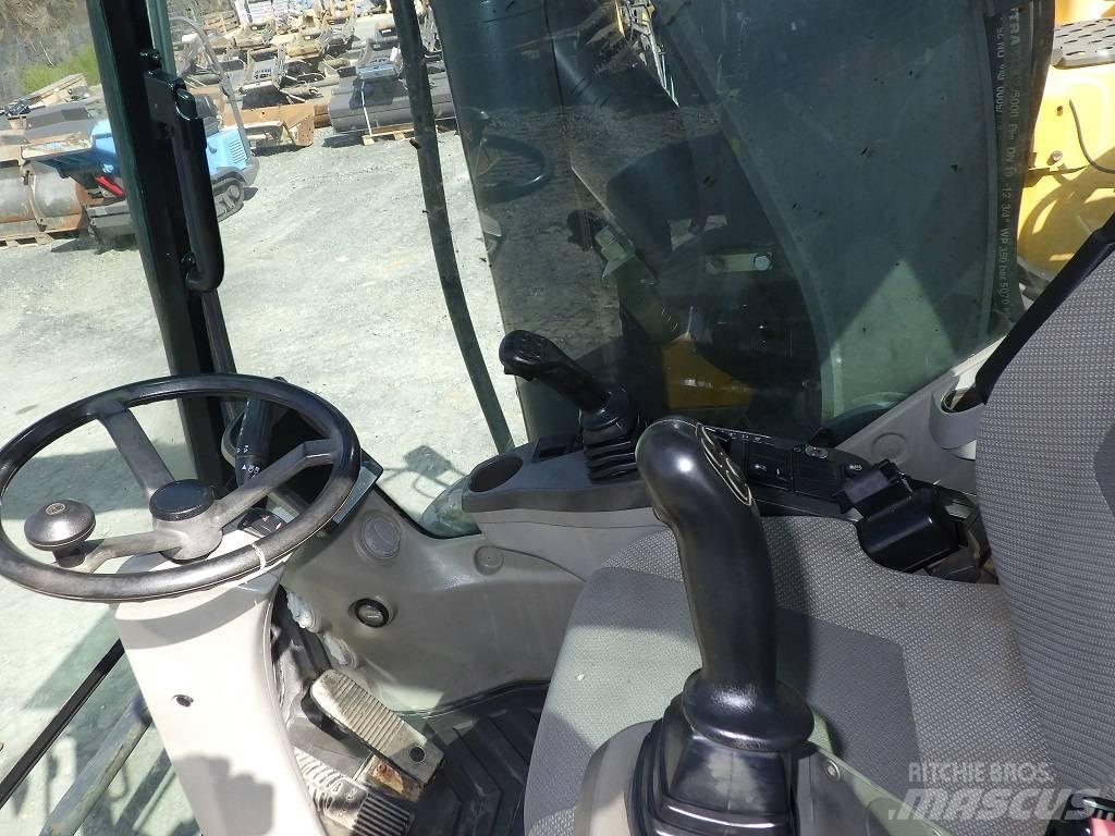 Volvo EW 180 C Wielgraafmachines