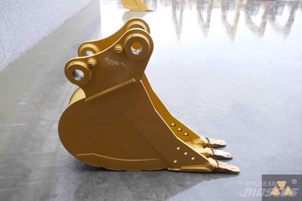 CAT 320 Bucket Bakken