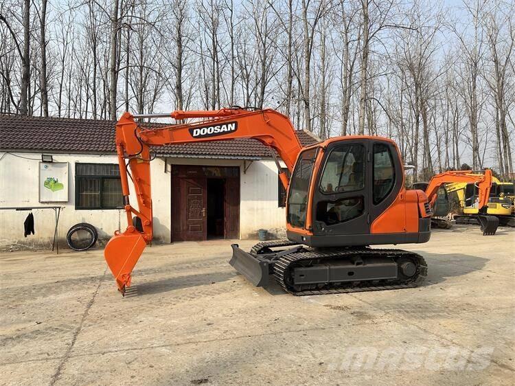 Doosan DX75 Rupsgraafmachines