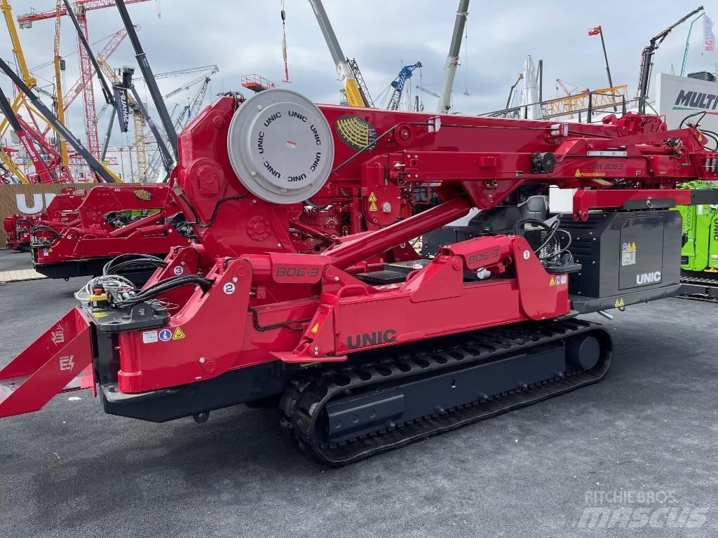 Unic URW-806-3 Minikranen