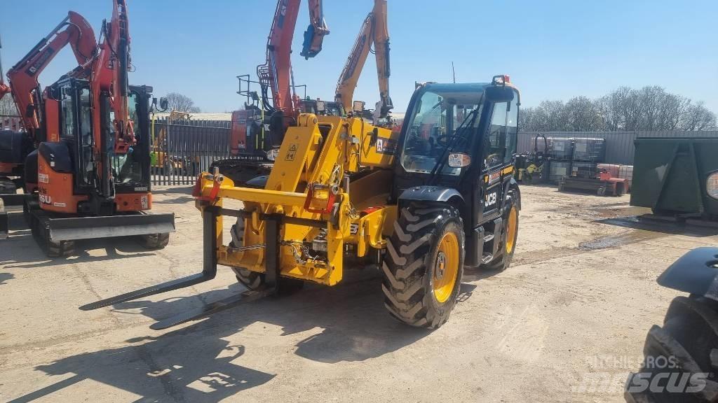 JCB 541-70 Agri Xtra Verreikers voor landbouw
