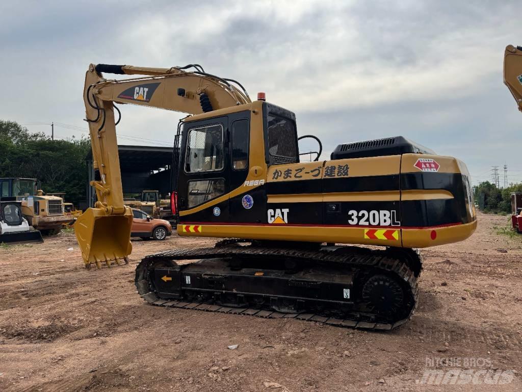CAT 320 B L Rupsgraafmachines