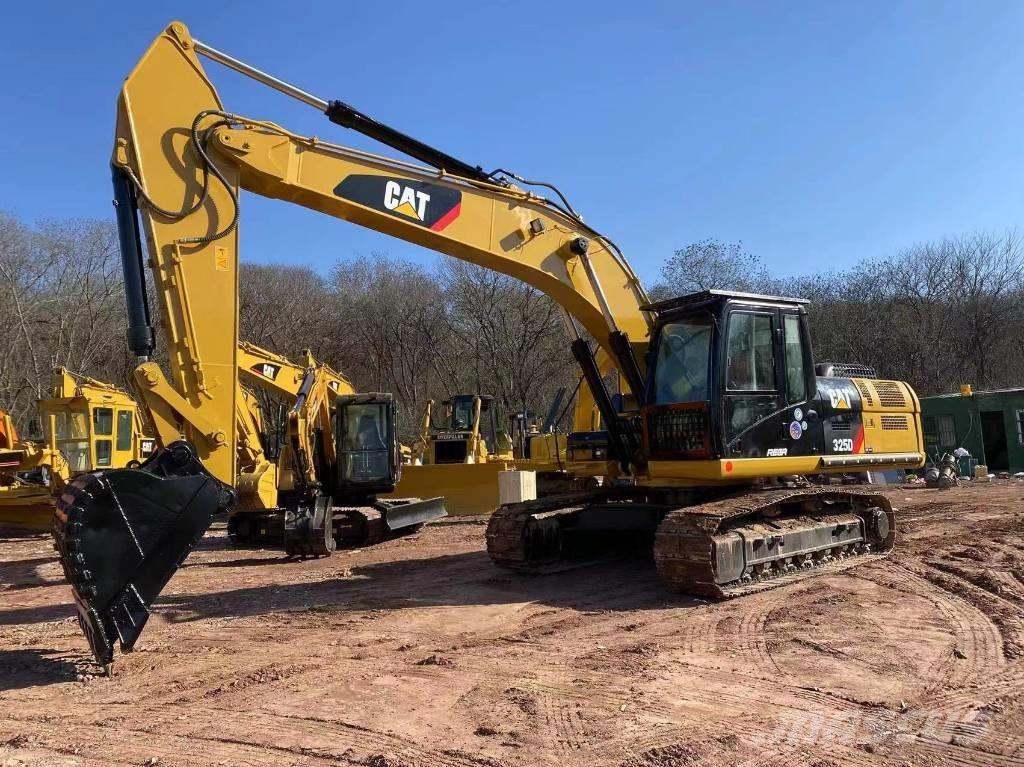 CAT 325D Rupsgraafmachines