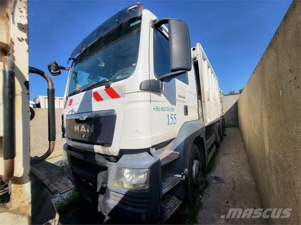 MAN TGS 28.320 6X2 Chassis met cabine