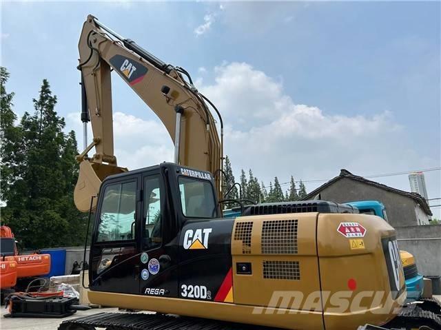 CAT 320 D Rupsgraafmachines